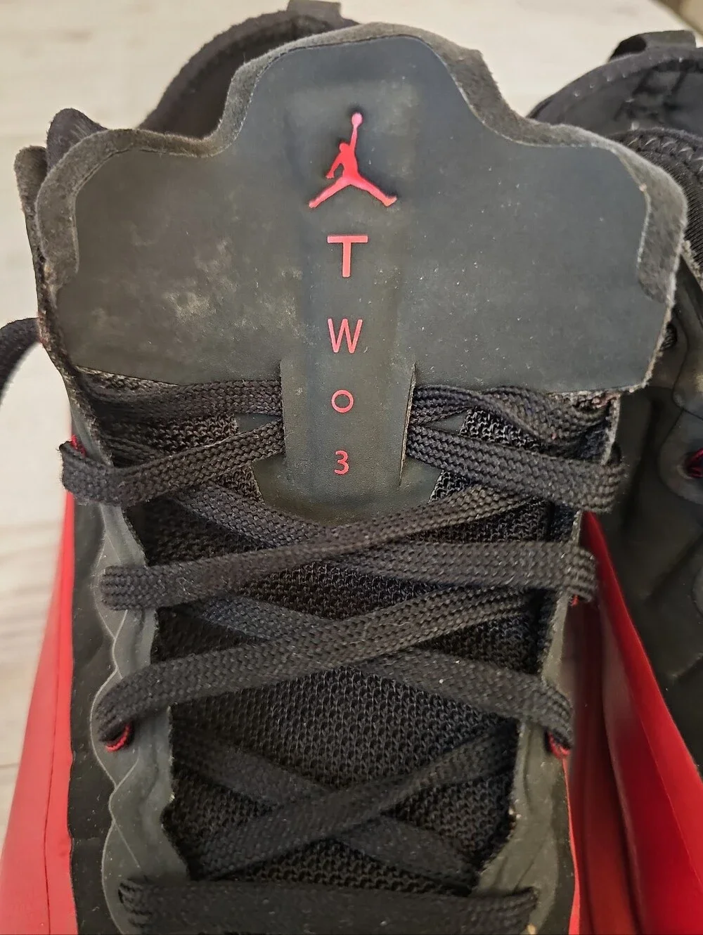 Nike Air Jordan Size 9 Two3 Red Black Trainer Prime Flu Game 881463-060